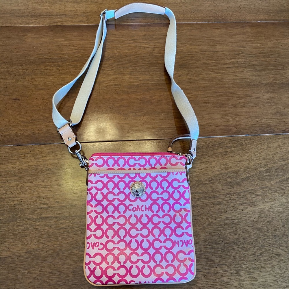 Coach Leah OP ART CC Swingpack Crossbody